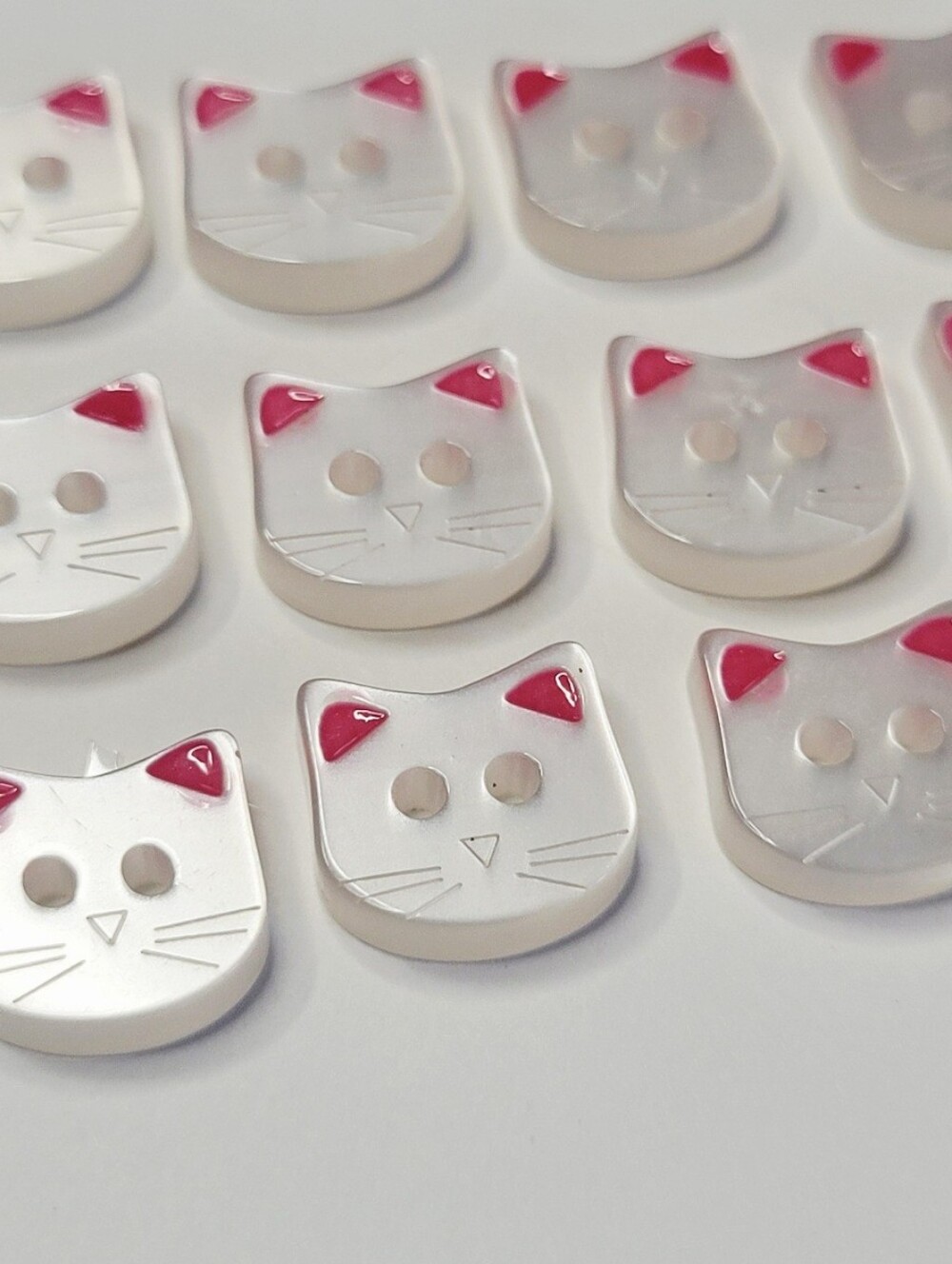 NWT 50 Cute Cat Kitten Kitty Buttons For Sewing Crafts Jewelry White Pink Black